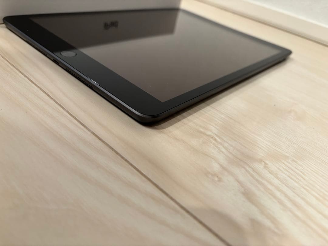 【美品】iPad 第7世代スペースグレー Wi-Fi 32GB