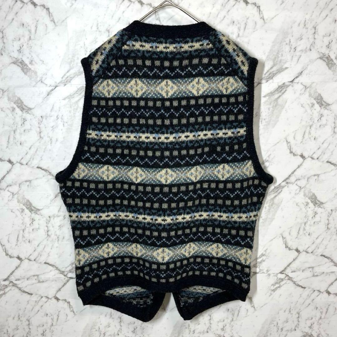 【美品】ナイジェルケーポン・ベスト・フェアアイル柄・ウール・スコットランド製・M