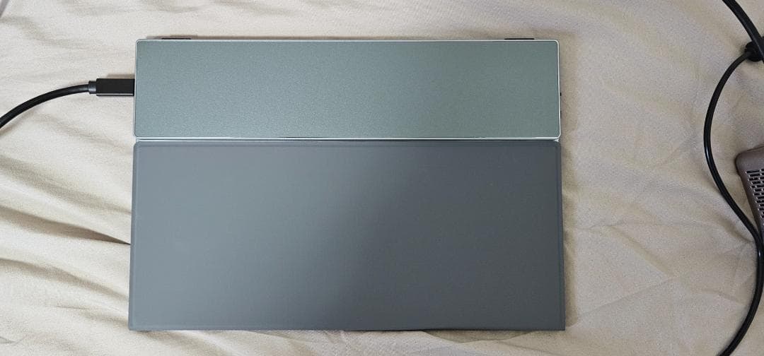 タッチモバイルモニター　Kksmart NK-133T 13.3 inch
