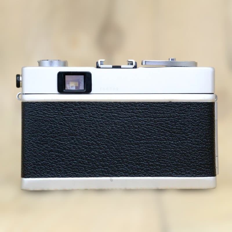 【整備品】KONICA C35 Flash matic コニカ　ケース付