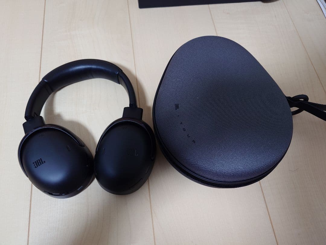 JBL TOUR ONE M3 ブラック