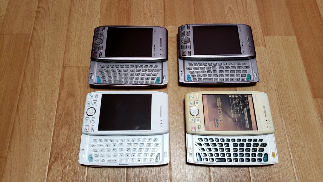 シャープ ZERO3 4台セットWILLCOM