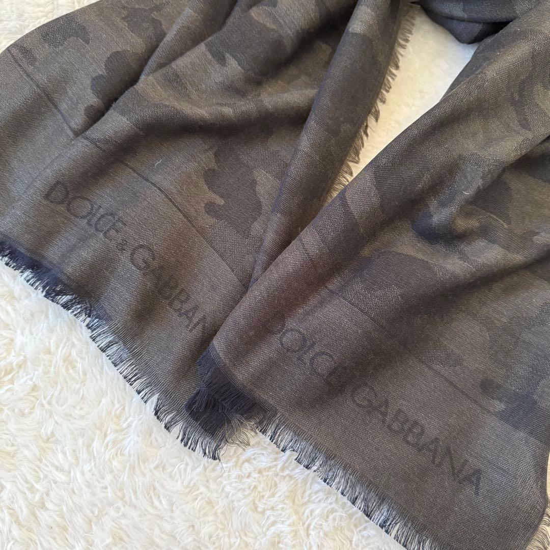 超美品　ドルチェ&ガッバーナ　ストール　イタリア製　モダール　シルク混　ロゴ