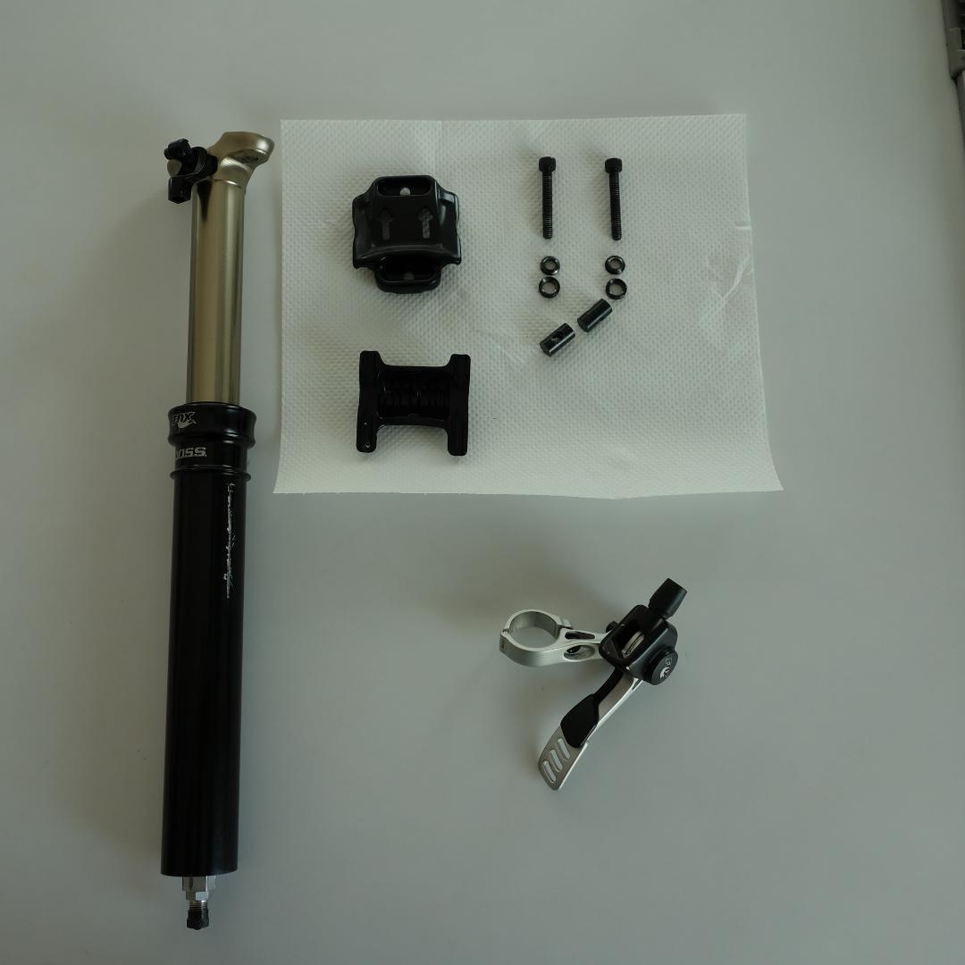 FOX D.O.S.S. ドロッパーシートポスト 31.6mm / 100mm