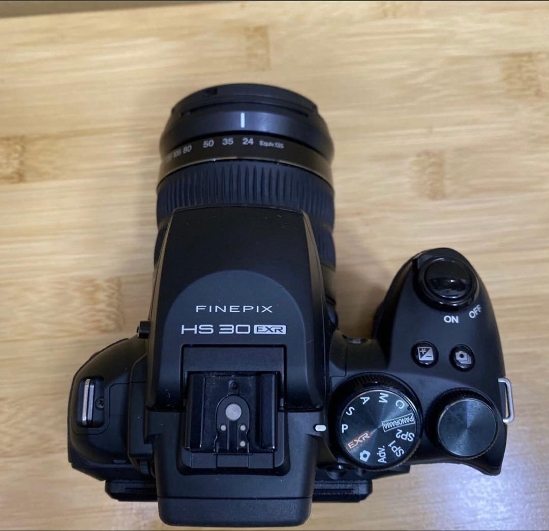 デジタルカメラ FUJIFILM FINEPIX HS30 EXR