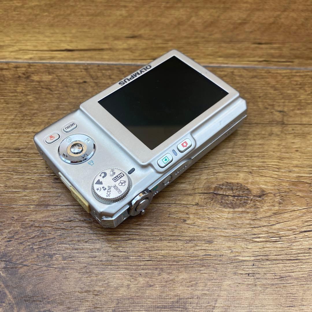 OLYMPUS オリンパス　デジタルカメラ　FE-220 y-33