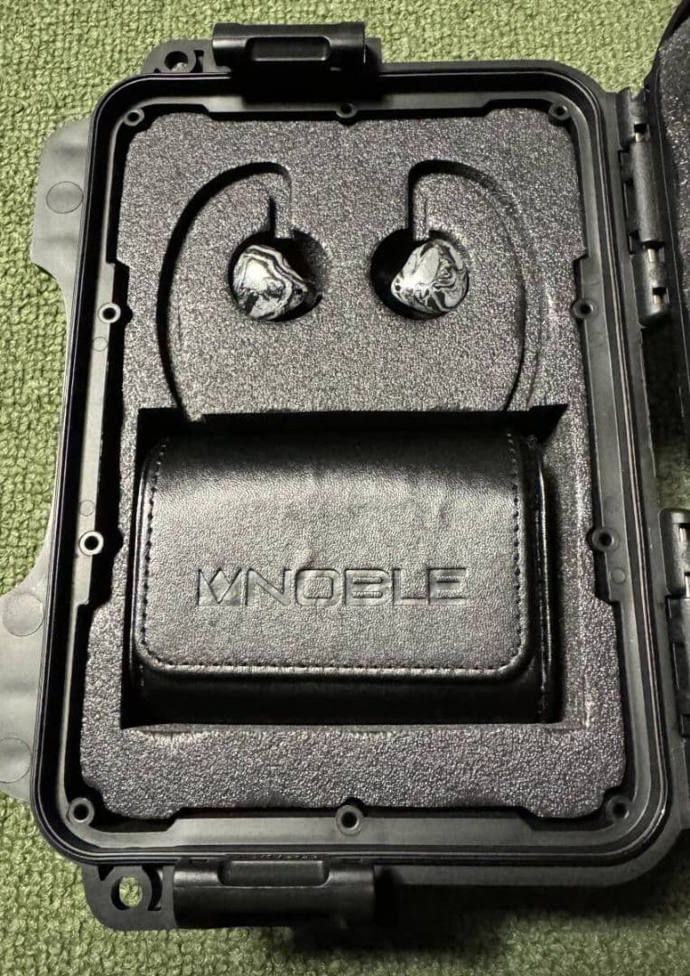 イヤホン Noble Audio Khan