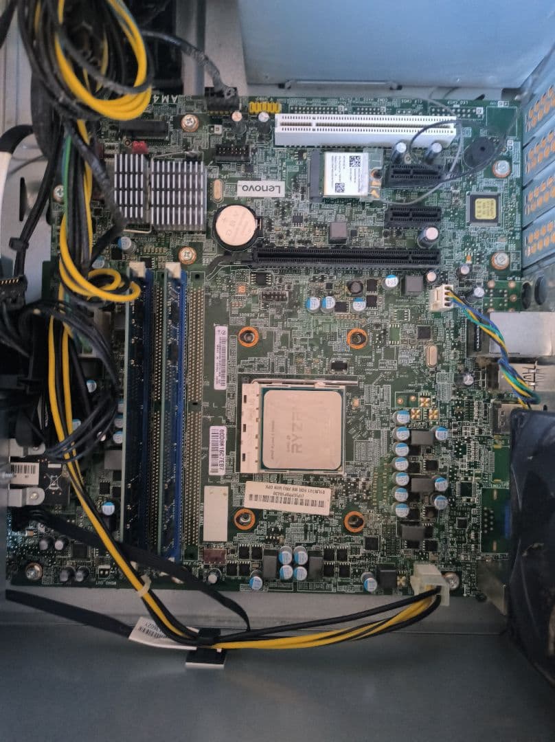 lenovo ideacentre 720 メモリー 8GB SSD 120GB