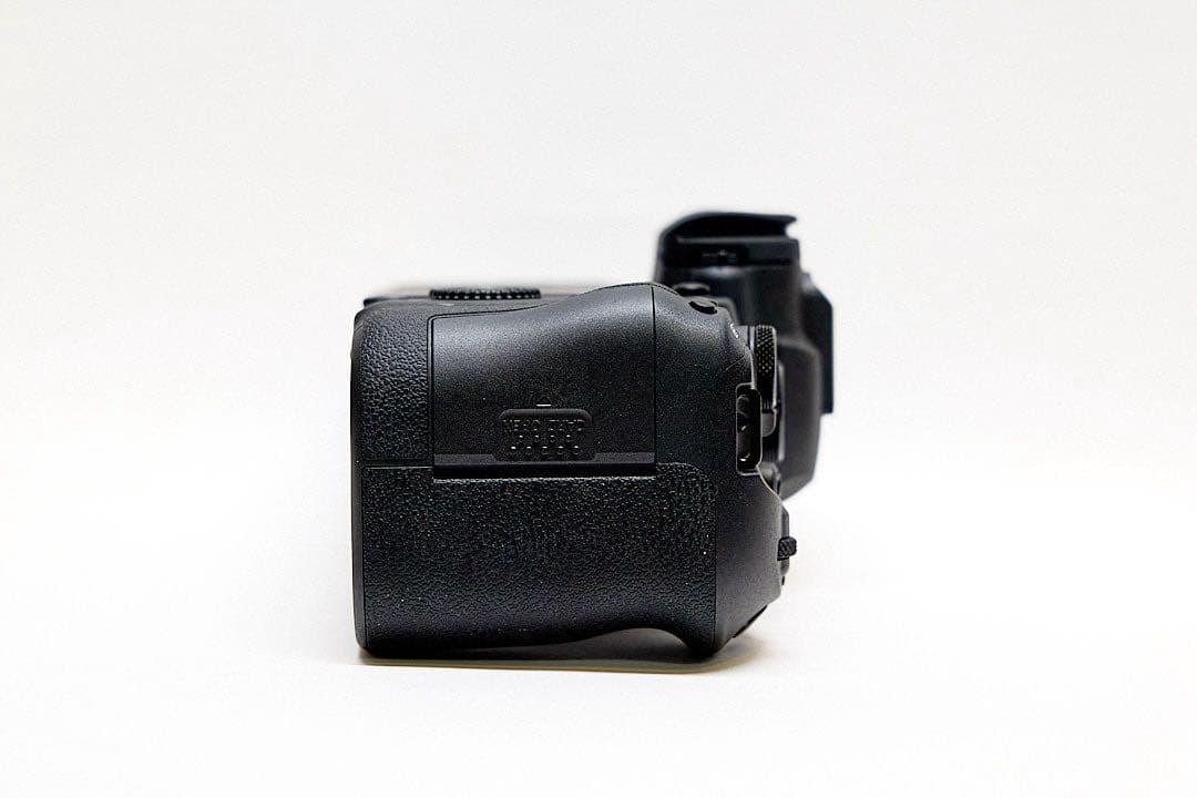 宮*下様 Canon EOS R6 Mark II 本体と付属品