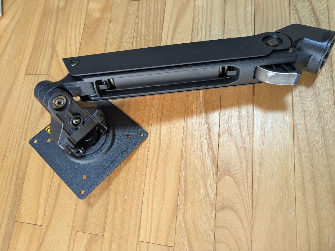 エルゴトロンLX 　モニターアーム