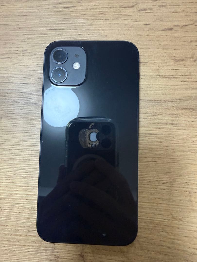 Apple iPhone 12 ブラック