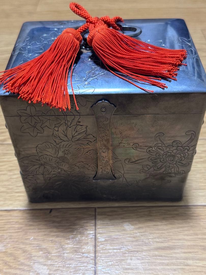【骨董品】純銀製 宝石箱 大阪-尚美堂造（共箱）