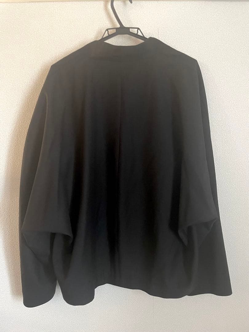 Lui's ノーカラージャケット