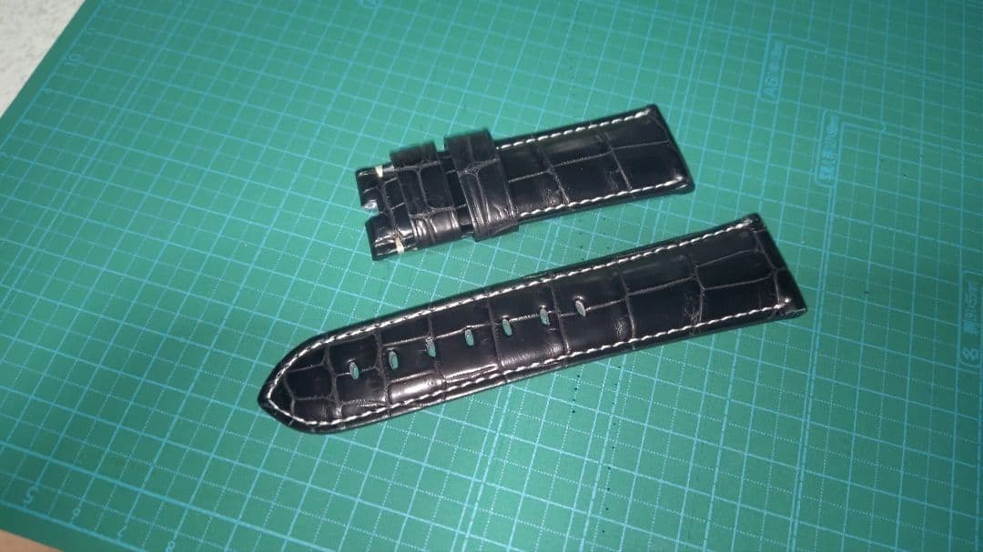 パネライ ルミノール 尾錠用 ブラック 24mm-22mm