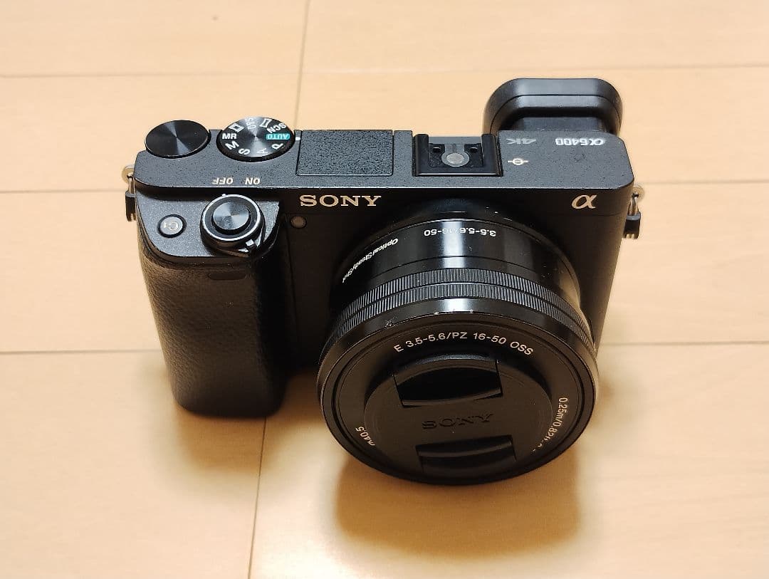 SONY α6400 パワーズームレンズキット おまけストラップ付き