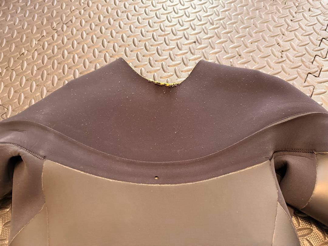 オニール　5x3 セミドライスーツ