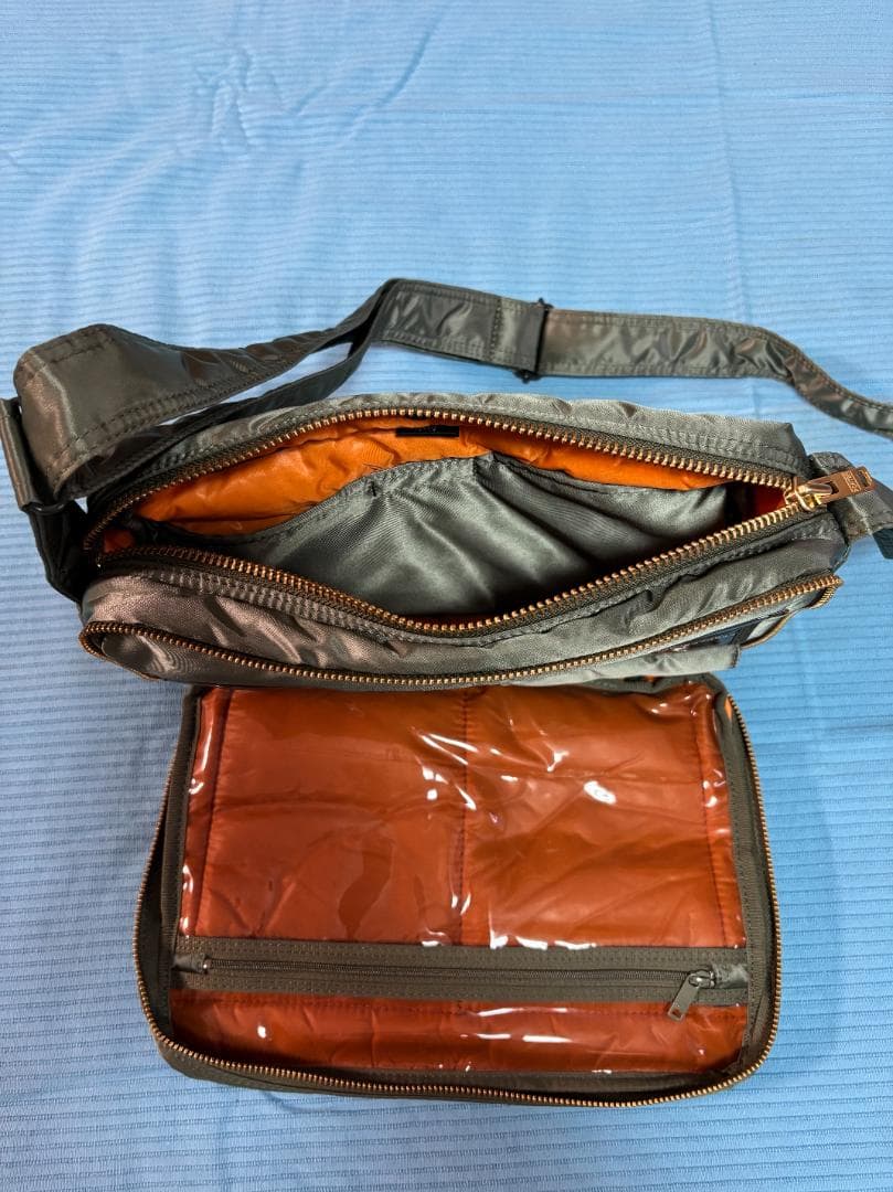 PORTER オリーブグリーン ショルダーバッグ（吉田カバン）