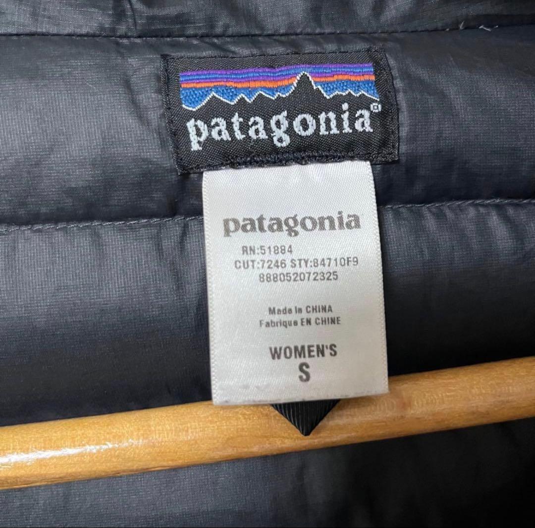 patagonia ダウンセーターフーディー　ブラック