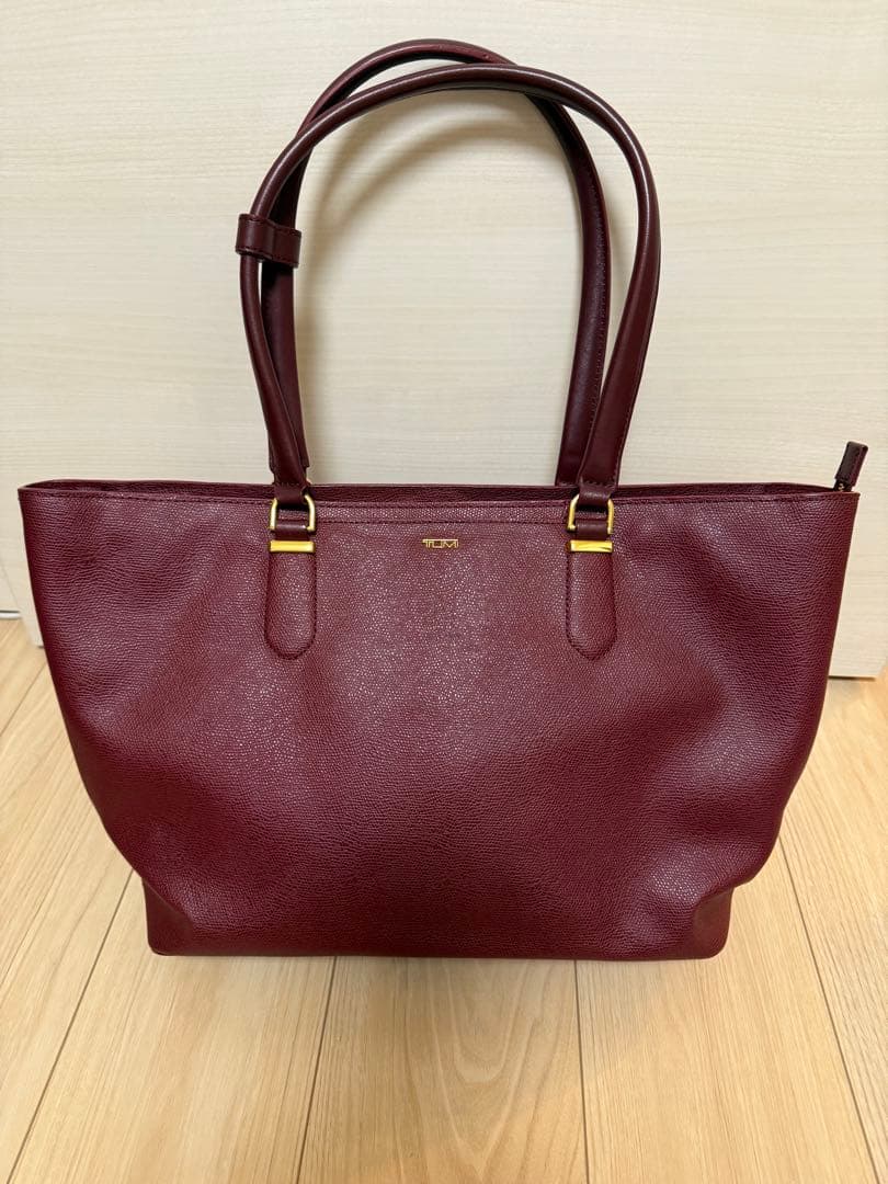 【美品】TUMI エブリデイトート　トートバッグ　ワインレッド