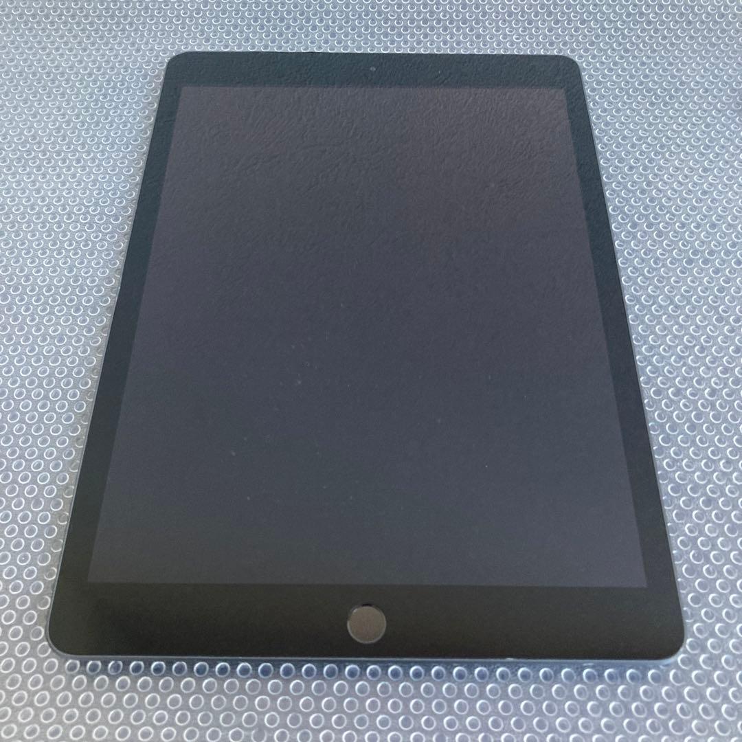 3588【早い者勝ち】電池良好☆iPad8 第8世代 32GB SIMフリー☆