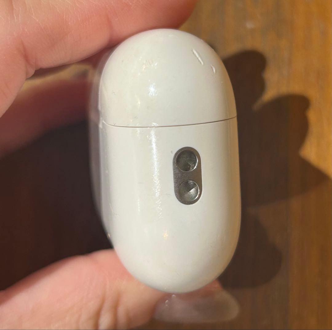 【Apple】AirPodsPro 第2世代 ライトニング 本体のみ初期化済
