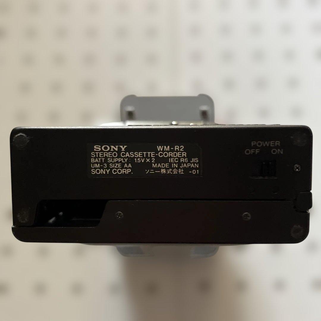 昭和レトロSONYカセットウォークマンWM-R2現状品、ジャンク品扱い、修理用！