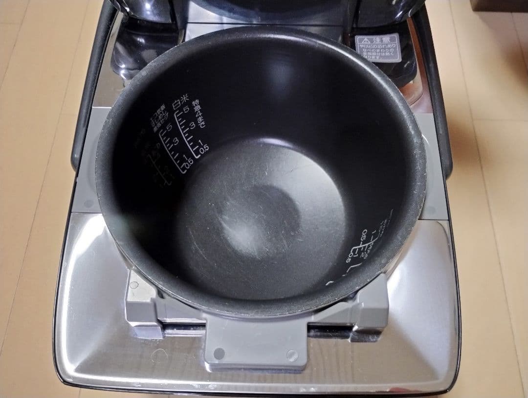 象印　圧力IH炊飯ジャー　NW-LB10型　炎舞炊き