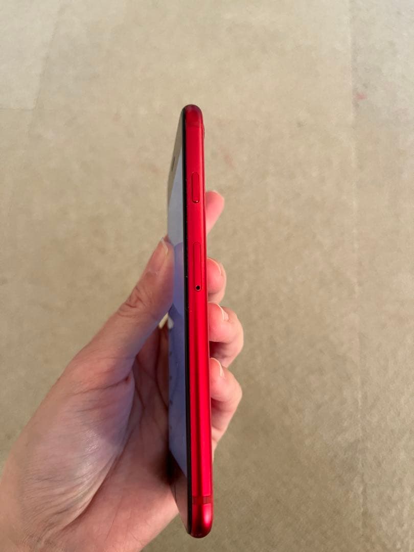 スマートフォン本体 Apple iPhone SE (64GB) - Red