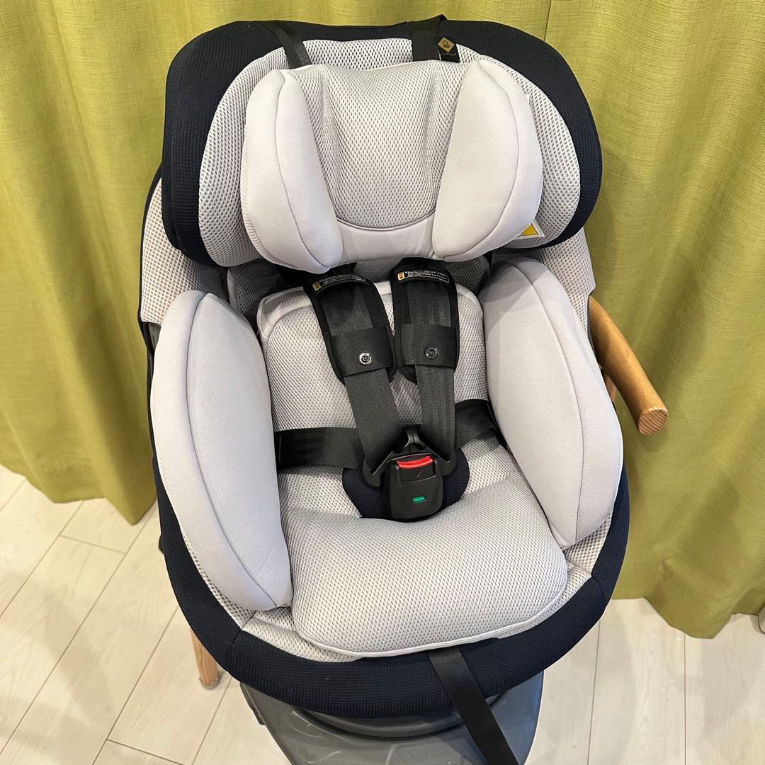 コンビ　チャイルドシート　THE S Air ISOFIX エッグショック