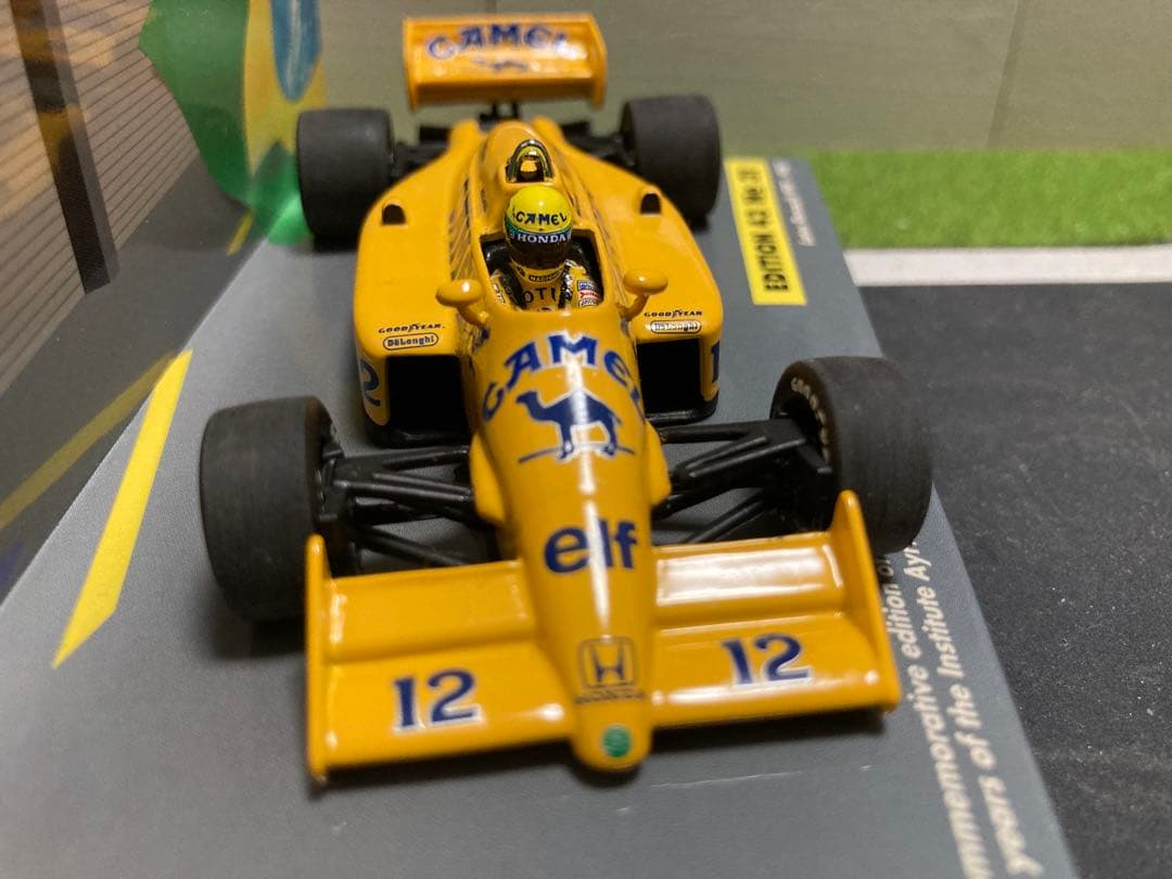 ミニチャンプス(キャメル仕様)‼️ロータスホンダ99T アイルトンセナ