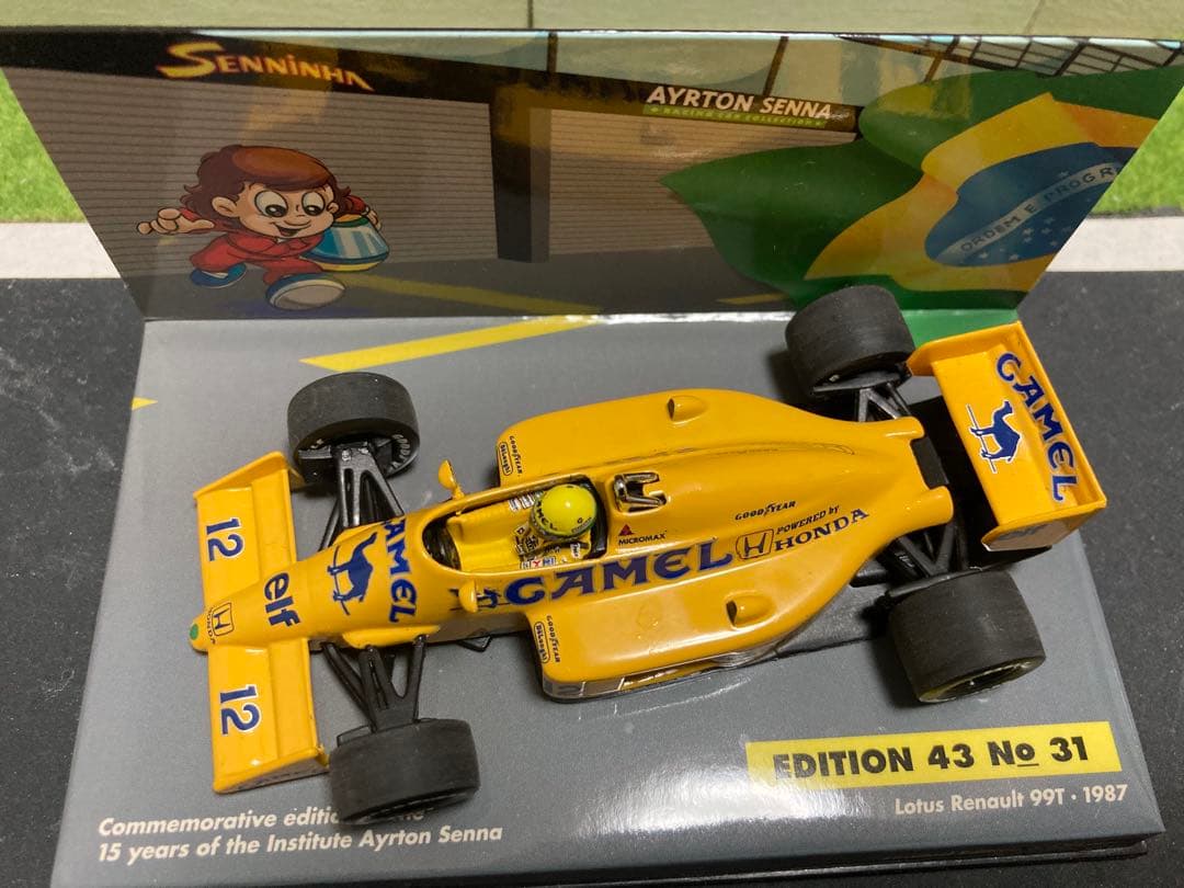 ミニチャンプス(キャメル仕様)‼️ロータスホンダ99T アイルトンセナ