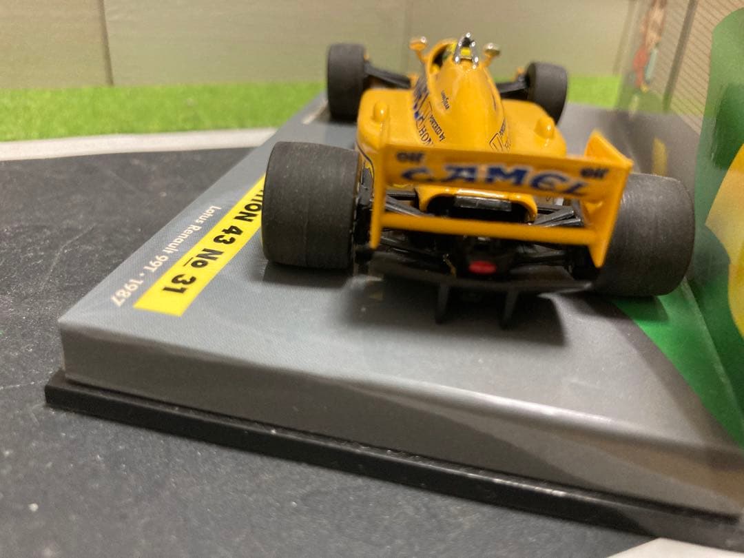 ミニチャンプス(キャメル仕様)‼️ロータスホンダ99T アイルトンセナ