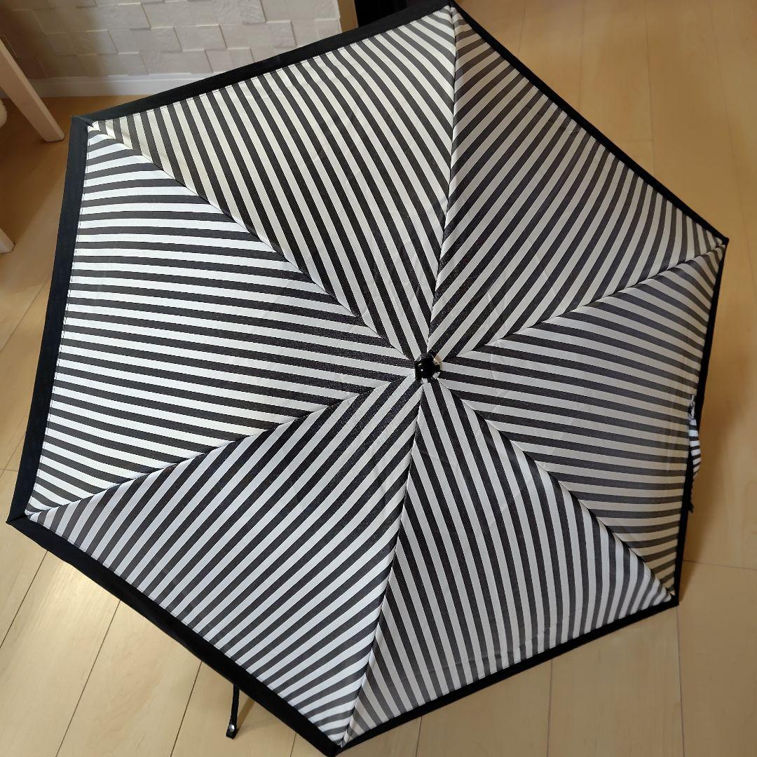 サンバリア100 3段折日傘
