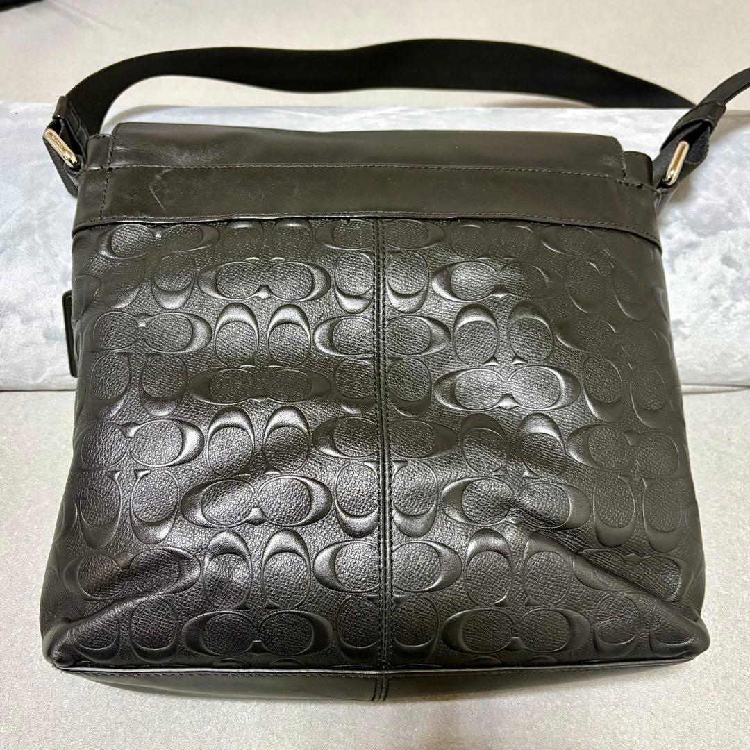 COACH コーチ メッセンジャーバッグ エンボス 斜め掛け レザー ブラック