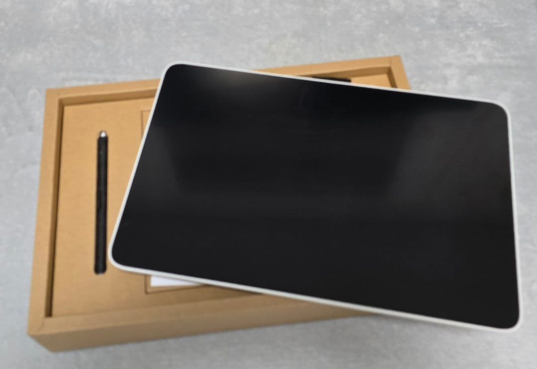 Wacom 液タブ one pen display 13.3 DTH134w0D