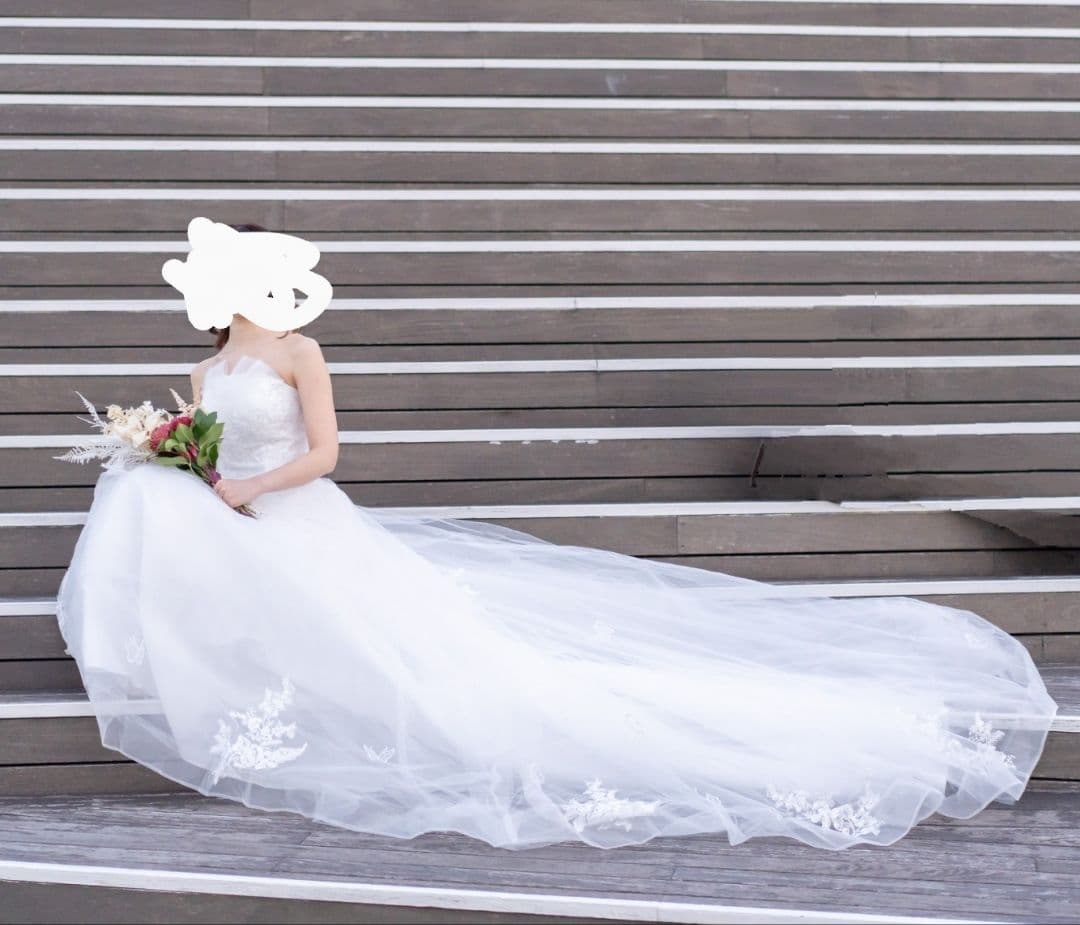 ウエディングドレス　フォトウェディング・前撮り・２次会にも