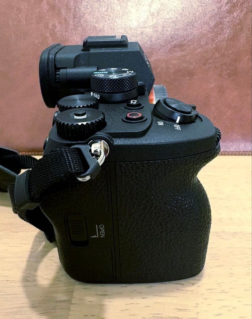 極美品SONY α7IV ILCE-7M4 シャッター数 約6800回