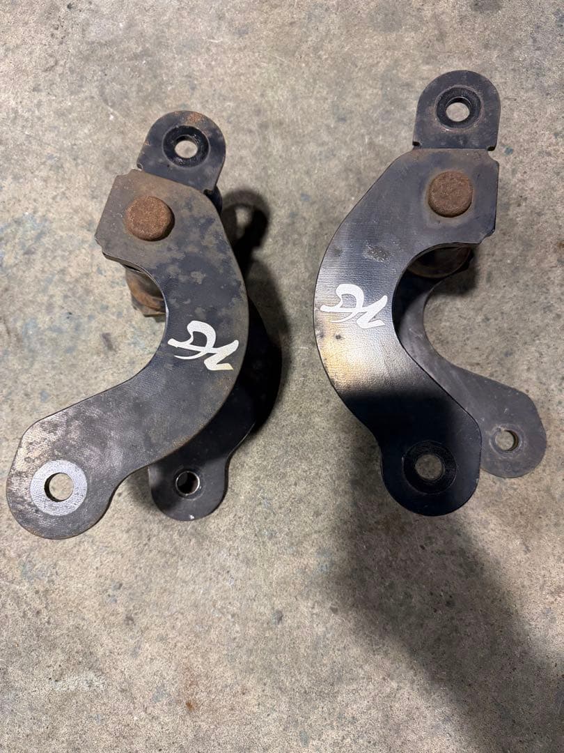 ハイエースコンフォートシャックル