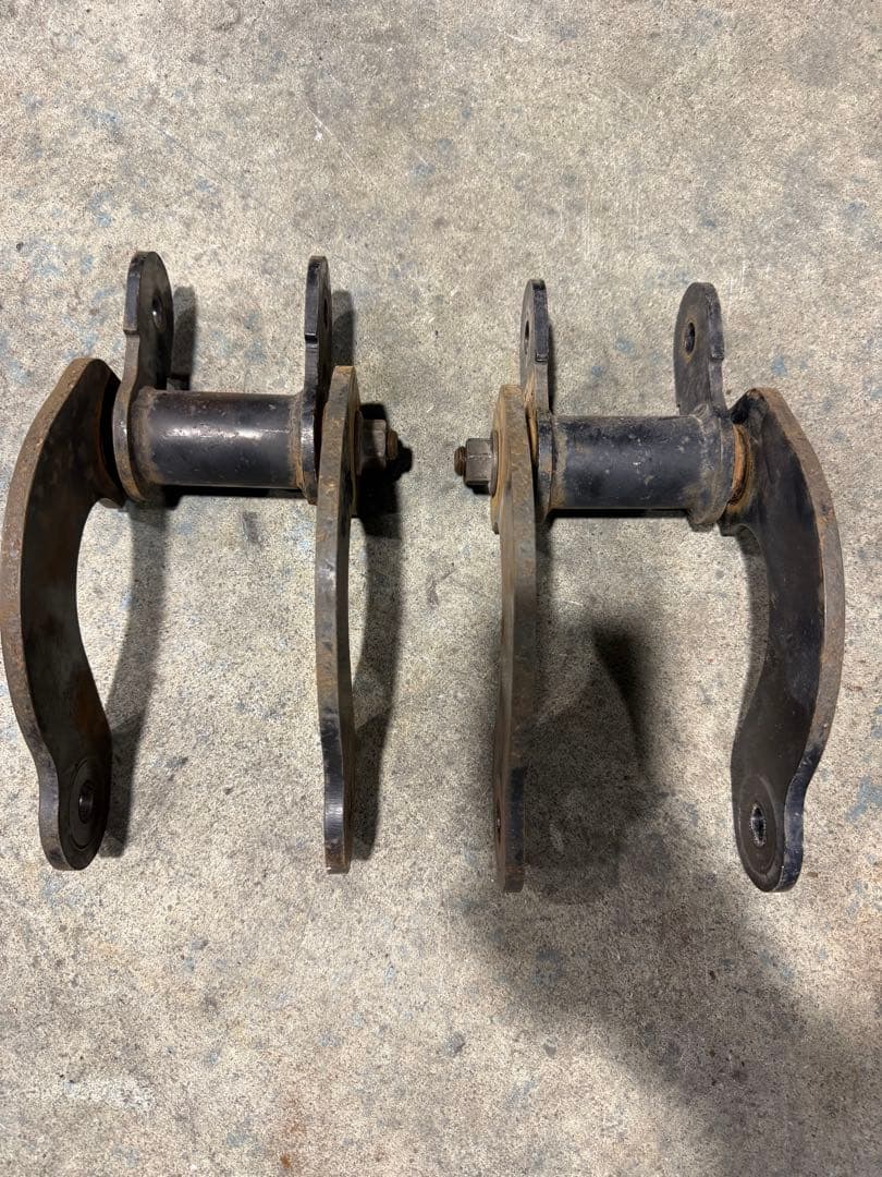 ハイエースコンフォートシャックル