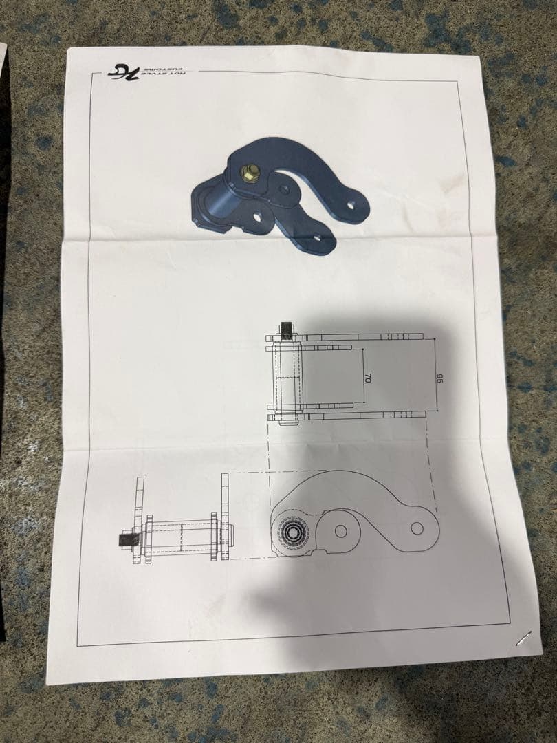 ハイエースコンフォートシャックル