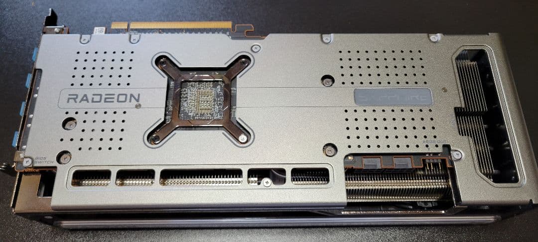 グラフィックボード・グラボ・ビデオカード RX7900GRE sapphire Nitro+