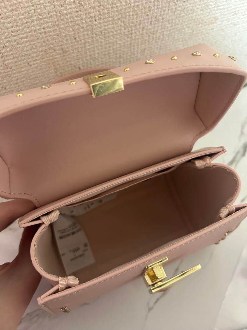 【リュタン】ビジュースタッズポシェット