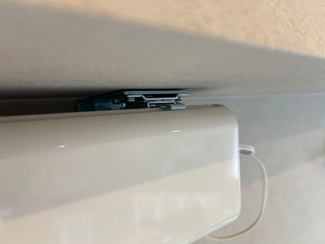 【値下げ】Theaterhouse プロジェクタースクリーン 100インチ