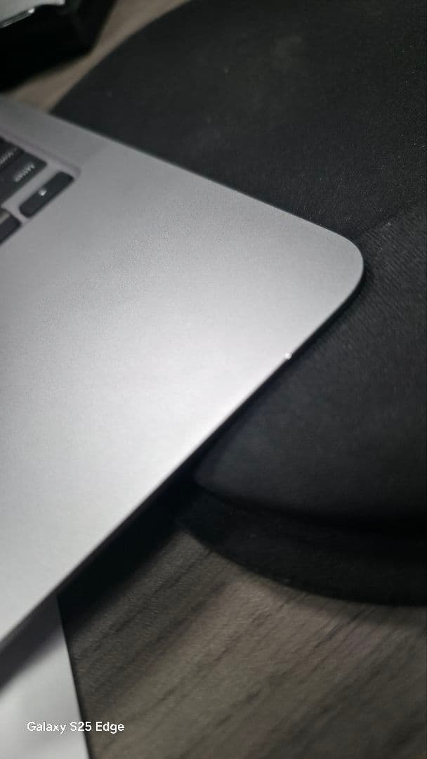 充電回数11回 Macbook Air 256GB スペースグレイ