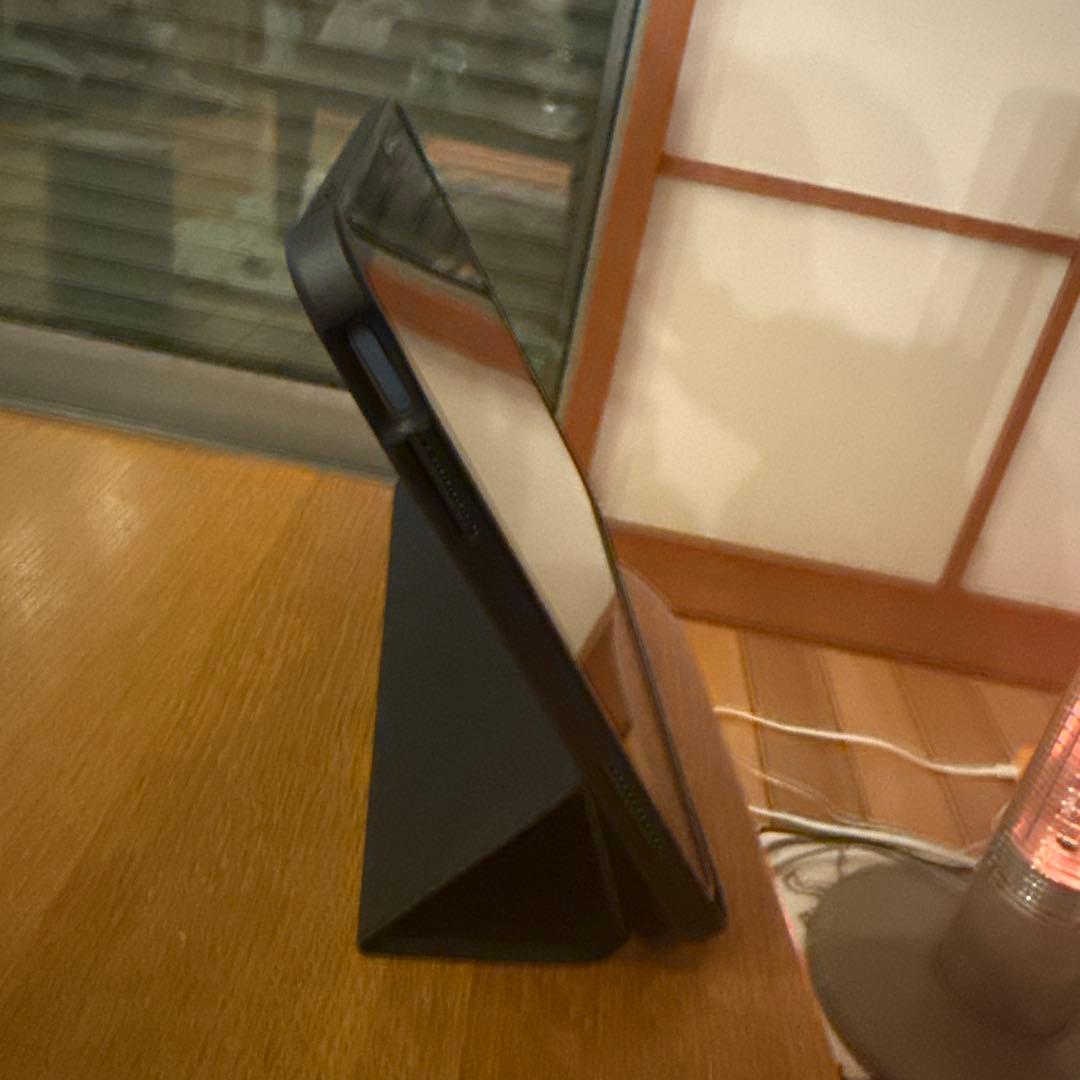 iPad （第10世代）Wi-Fiモデル　ブルー本体のみ、カバーフィルム装着済