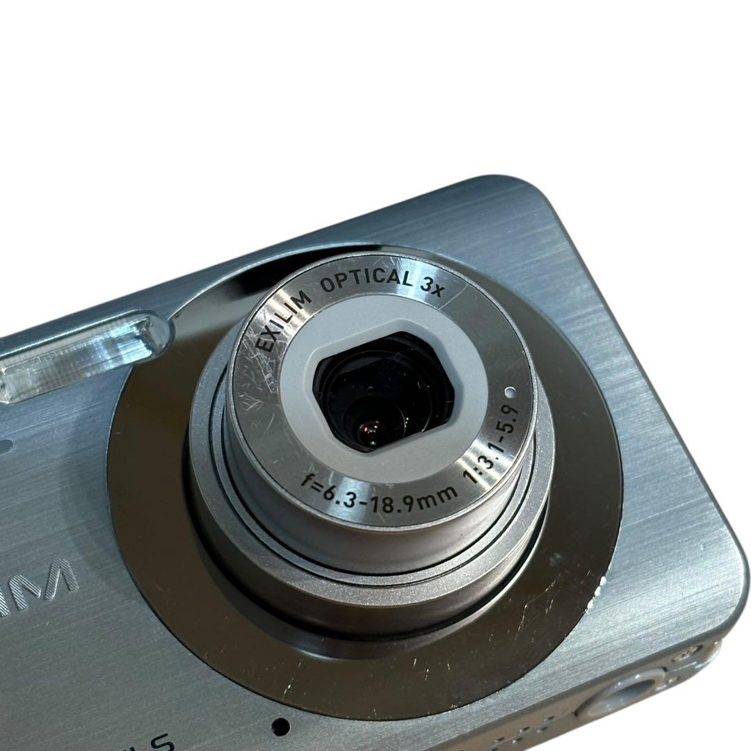 CASIO EXILIM EX-Z80 シルバー バッテリー付 コンデジ