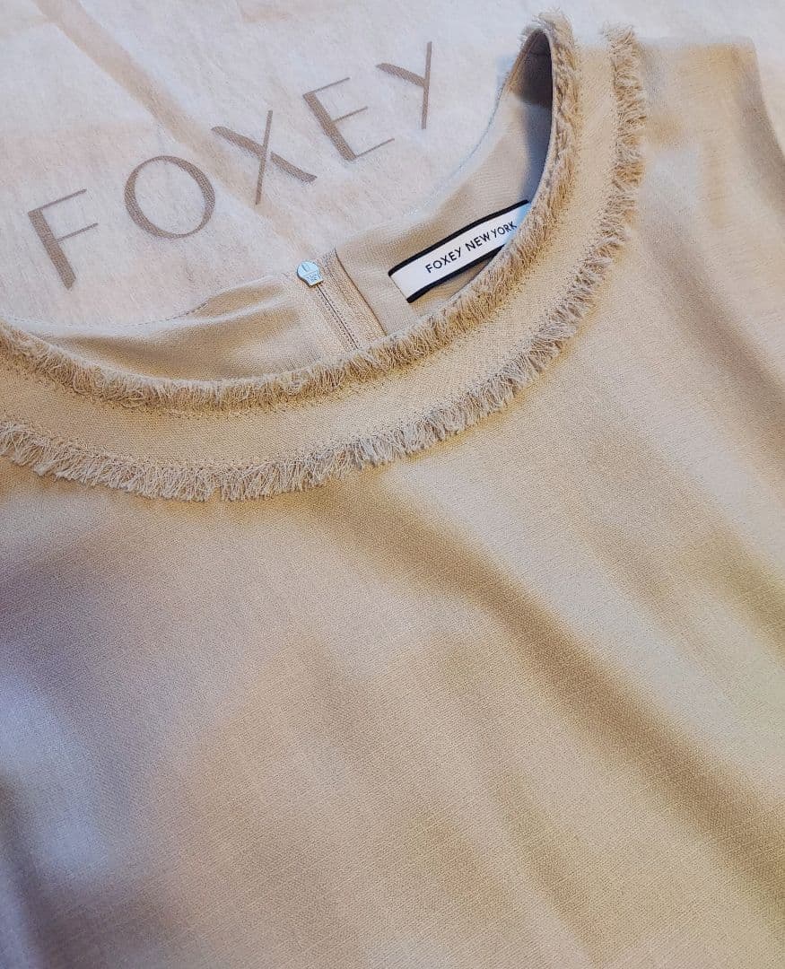 【専用】FOXEY ベージュ ノースリーブ ワンピース