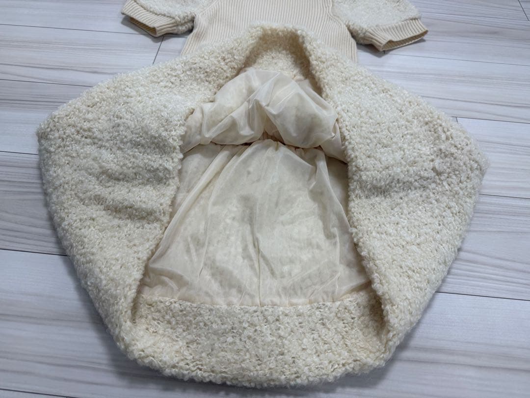 【新品】バーバリーブルーレーベル ニットドッキングワンピース アイボリー