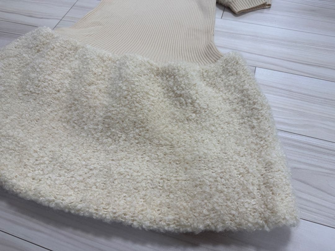 【新品】バーバリーブルーレーベル ニットドッキングワンピース アイボリー