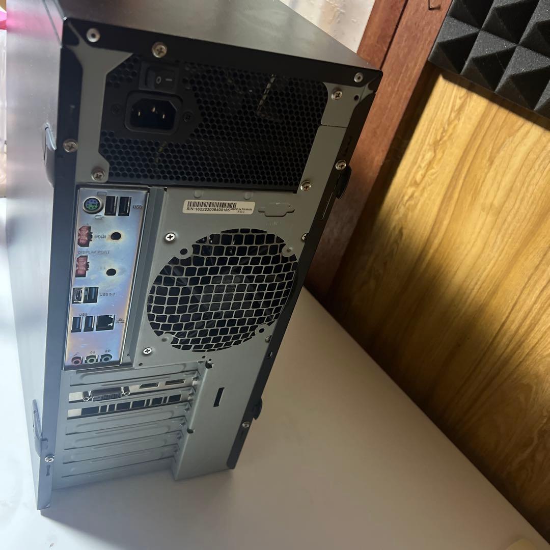 ゲーミングデスクトップPC・キャプチャーボード、おまけ付き